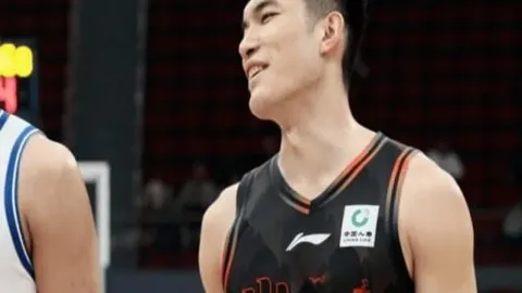 哈兰德英超热潮告白，多纳鲁马社交平台曝光：一场9球盛宴比赛瞬间！